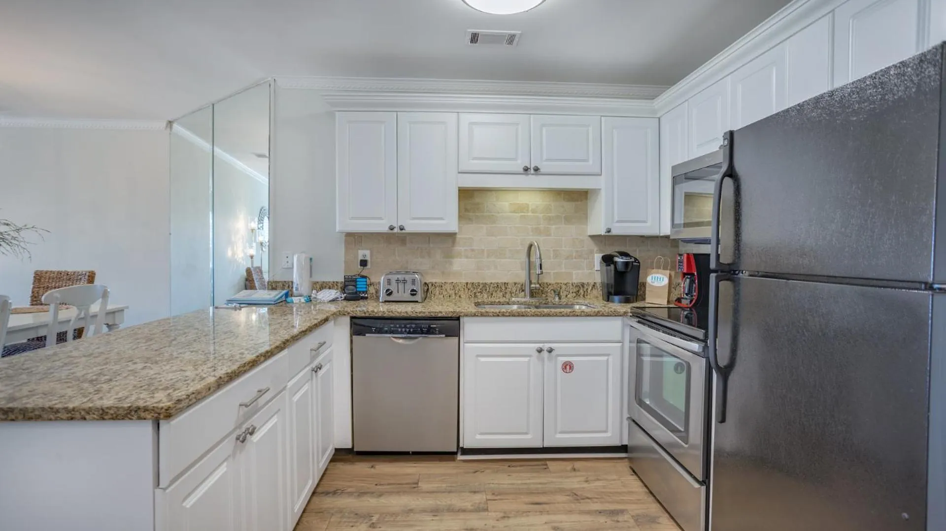 Beachfront, Pool, Open Layout Hilton Head Island Villa